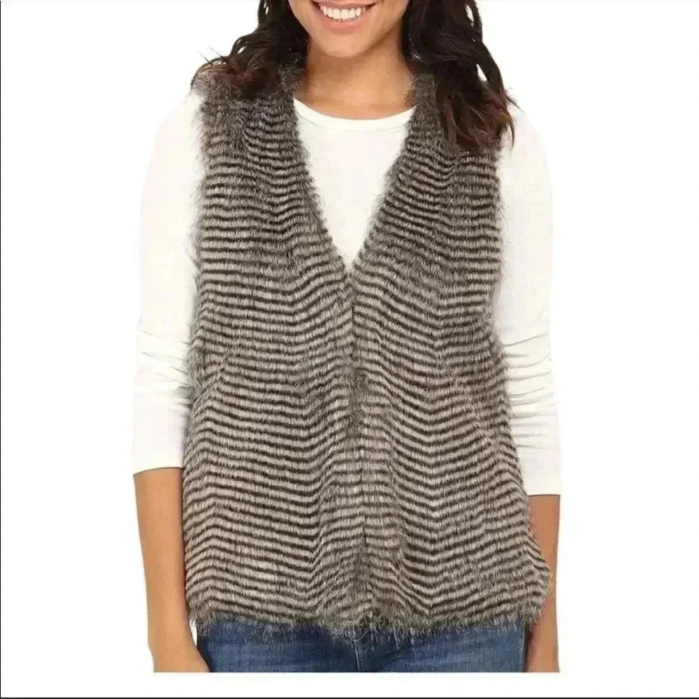 JACK by BB Dakota | Fuzzy faux fur vest